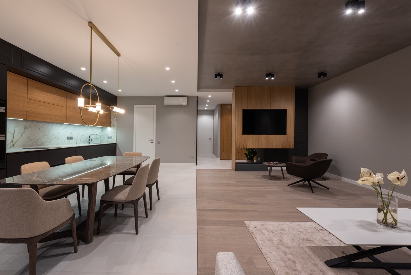livingroom,diningroom,sidebyside