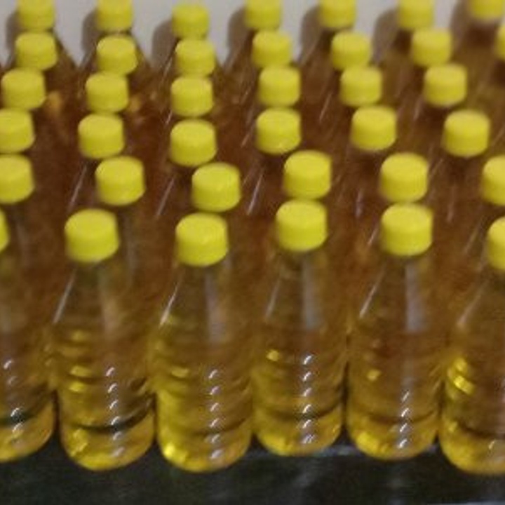 palm-oil-and-coconut-oil-available-here-at-230-00-from-quezon-city