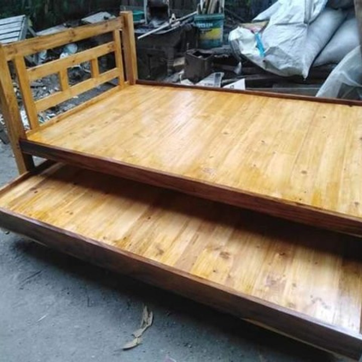 Bed solid wood palochina at 9000.00 from Pampanga. LookingFour Buy