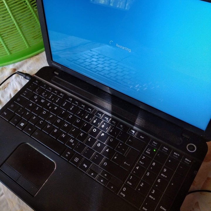 lenovo laptop for sale at 10000.00 from Cebu. LookingFour Buy & Sell