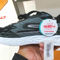 Skechers GoRun 5 for Men Size US 9 Orig Price php 4395 Sale Php 2395
