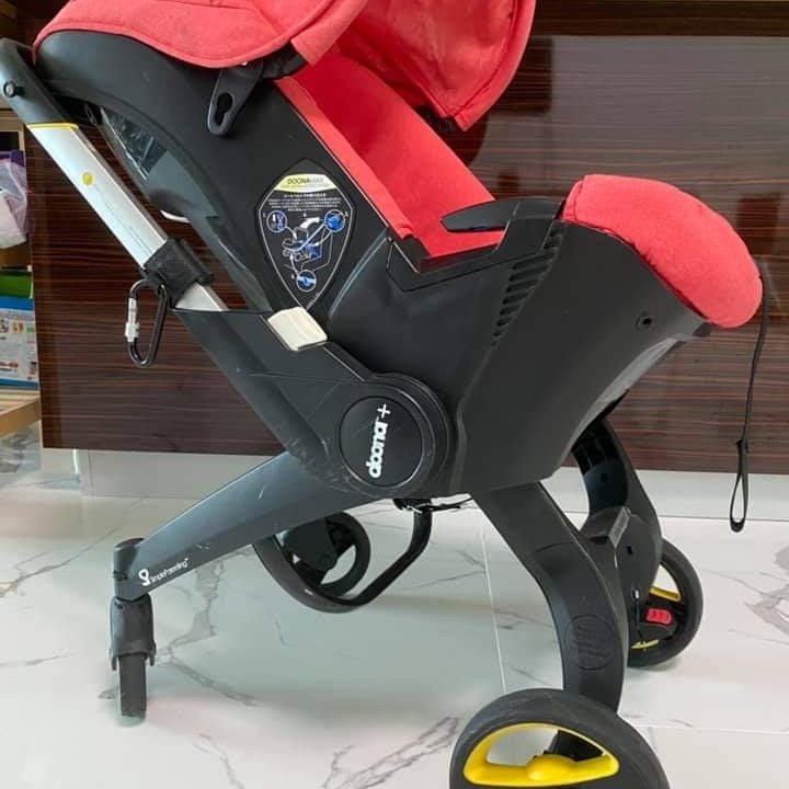 Car seat convertible into stroller at 700.00 from City of Paranaque. LookingFour Buy Sell Online