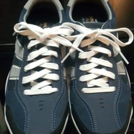 Skechers Classic Men shoes size 40.