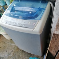 Automatic washing machine w/ issue
