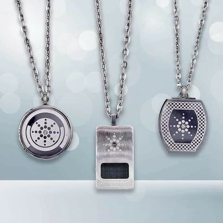 Quantum pendant bracelet deals