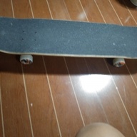 Skateboard (good as new)