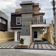 Fully Furnished Newly Build Tri-level House for Sale