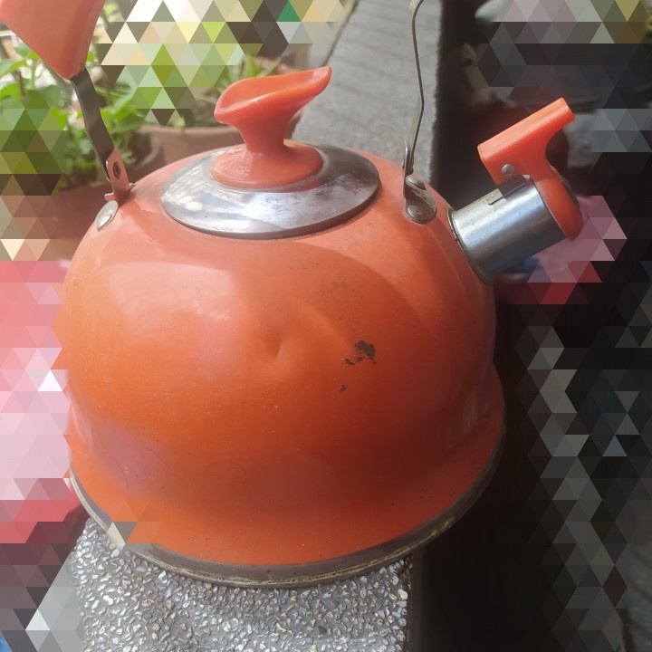 Used Whistling Kettle at 60.00 from City of Manila. LookingFour Buy