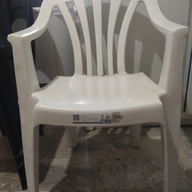 Preloved Monobloc Chairs