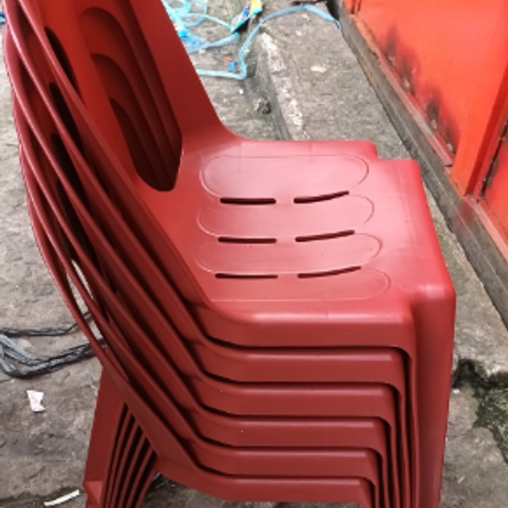 Hannita shop monoblock chair