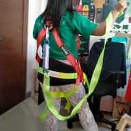 FULL BODY HARNESS WITH DOUBLE LANYARD BIG HOOK