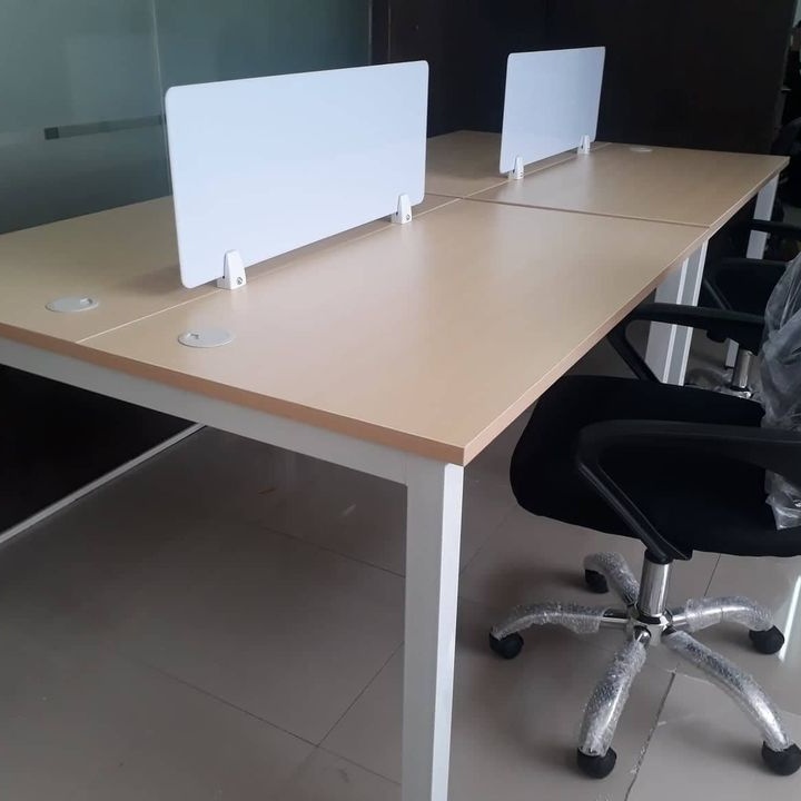 Customized Workstation Modular table with divider office partition at ...