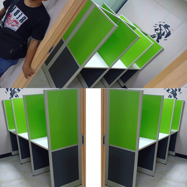 Customized Workstation Cubicles Fabric with glass and laminated worktop