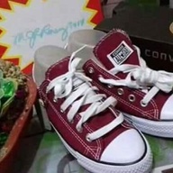Buy 1 take 1 SHOES..OLD SCHOOL.. Converse buy 1 take 1 P799 only✅VISIT THIS LINK⬇️⬇️⬇️ https://shopee.ph/
