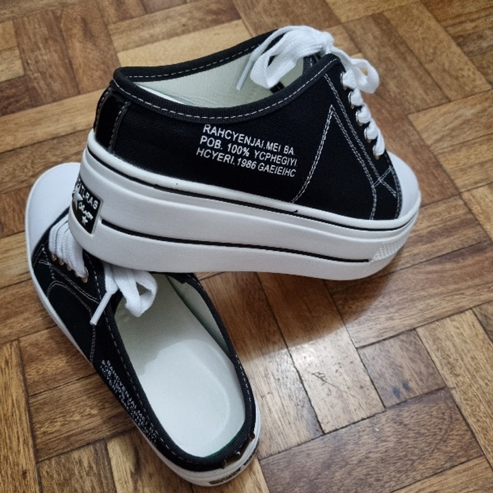 Wedge, slip in shoes at 1000.00 from City of Las Piñas. LookingFour