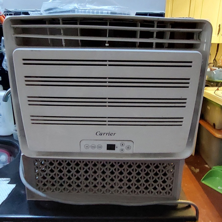 CARRIER Aircon at 7500.00 from City of Makati. LookingFour Buy & Sell