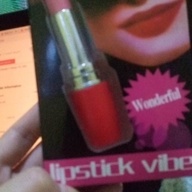 lipstick vibe
