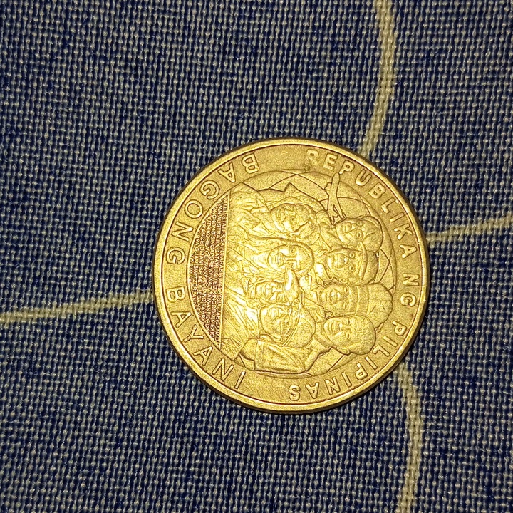 Rare 5 Peso Coin At 1000 00 From City Of Caloocan LookingFour Buy 