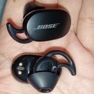 Original Bose earbuds