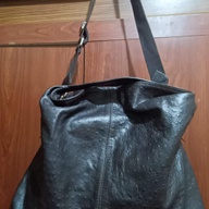 On-hand 2-way Bag - Pre-loved