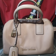 Womens handbag/slingbag