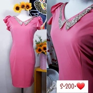 Ladies Wear fashion clothes. Ready to wear. Used but very good condition. Colors may vary due to light condition.