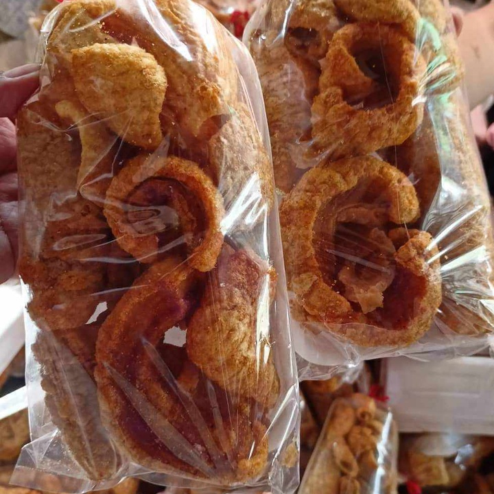 chicharon-bagnet-at-55-00-from-santo-domingo-ilocos-sur-lookingfour