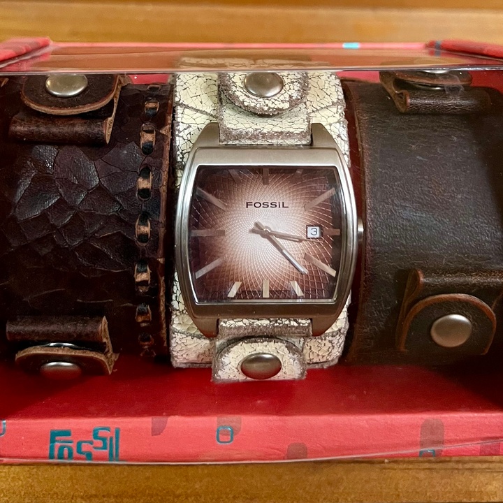Vintage FOSSIL Watch Set (Unisex) at 4500.00 from City of Parañaque ...
