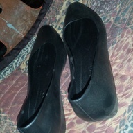 Black shoes pede pang school