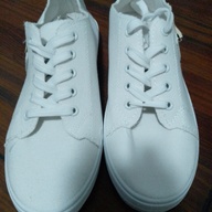 Spring ang Summer New Season White Shoes Woman Sale 2023 korean shoes Aesthetic low cut white sneakers