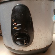 Rice cooker old