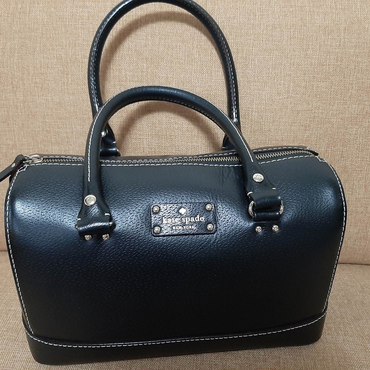 Kate Spade Doctor Bag at 5000.00 from Quezon City. LookingFour Buy