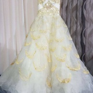 Offwhite wedding gown small