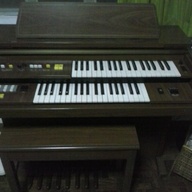 Yamaha Electone A505 organ