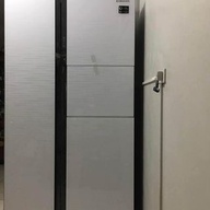 2 doors refrigerator Bought April 2019 Still in good working condition Arte ratings: 9/10
