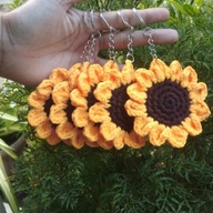 Sunflower Daisy Flower Crochet Keychain