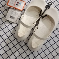 Crocs white good for nurses & dentist students