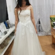 Gown wedding