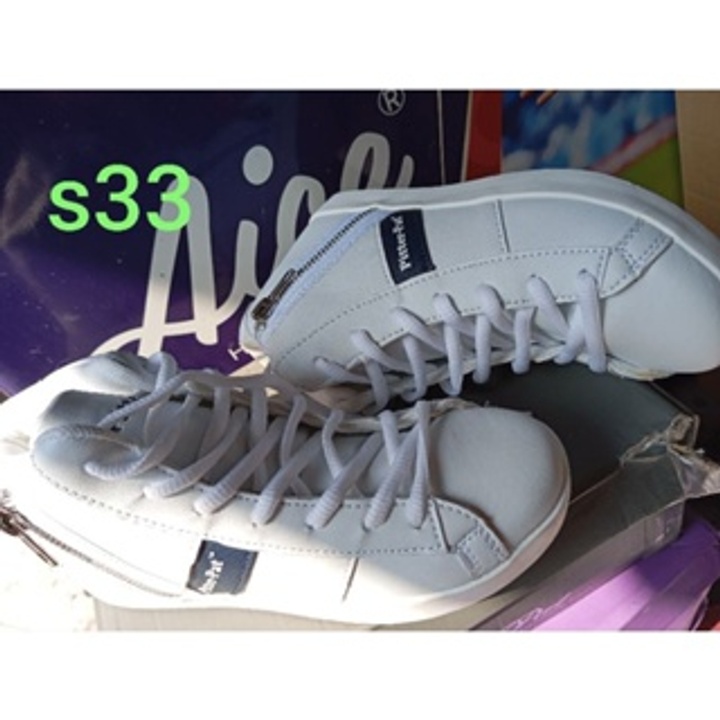 pitter pat mall pull out brandes shoes for kids s33 at 300.00 from City of Caloocan. LookingFour Buy Sell Online
