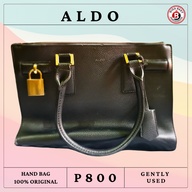 DIFFEREND HAND/SHOULDER BAGS