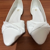 Women's Flat Pointed White Shoes