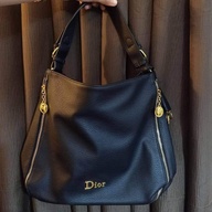 BLACK SHOULDER BAG