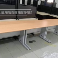 Office freestanding table / furniture