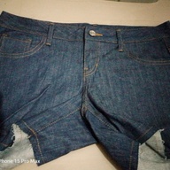 Maong shorts (Guess)