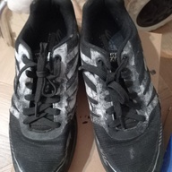 Rubber shoes black world balance