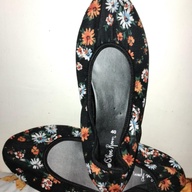 Black Printed Flat