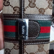 Pre loved Authentic Gucci wallet