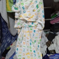 Second hand swaddle