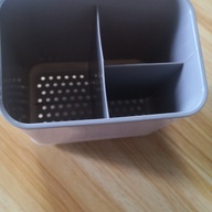 Utensils holder