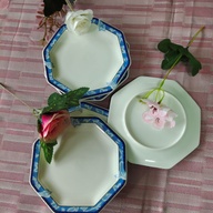 Octagon Cake or Dessert Plates Set
